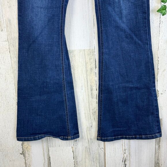 Indigo rein dark stretch curvy flare jeans size 9 - Picture 4 of 8